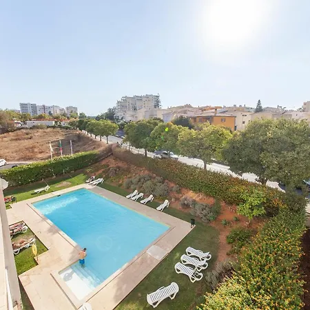 A52 - Quintao In Apartment