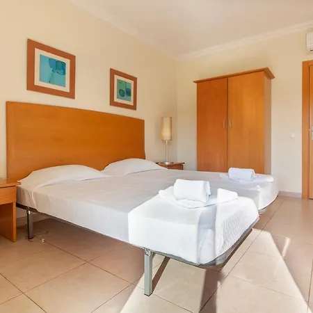 A52 - Quintao In Apartment