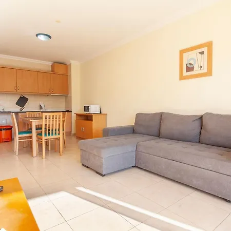 A52 - Quintao In Apartment